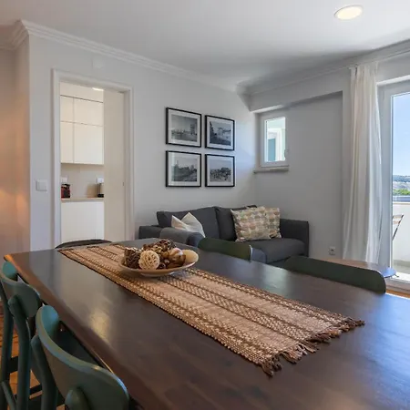 Charming Belem 3bdr By Lovelystay