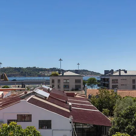 Belem 3Br With Balcony By Lovelystay Lisboa