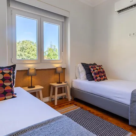 Charming Belem 3bdr By Lovelystay Apartment