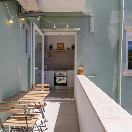 Apartman Belem 3Br With Balcony By Lovelystay *