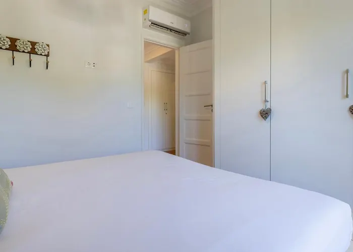 Apartamento Charming Belém 3bdr By Lovelystay