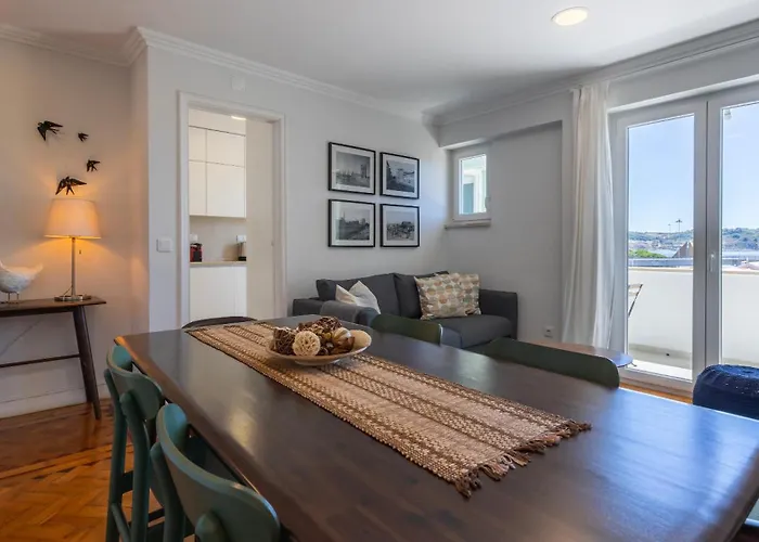 Charming Belem 3bdr By Lovelystay